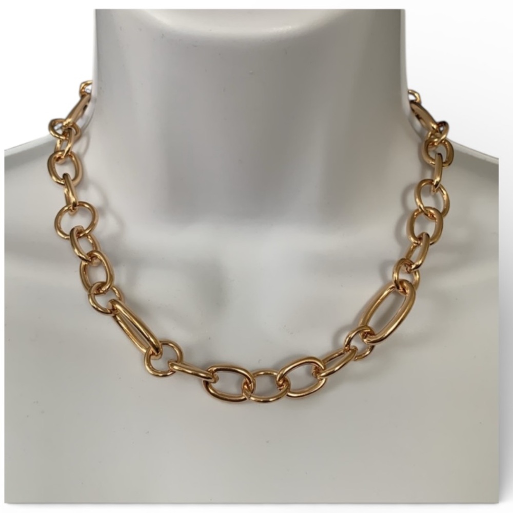 A New Day Thick Chain Link Necklace Gold Tone with 3" Extender